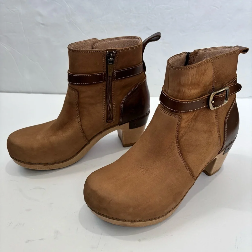 Dansko Anya Biscotti Brown Nude Leather Zip Buckled Platform Ankle Bootie 5.5/36